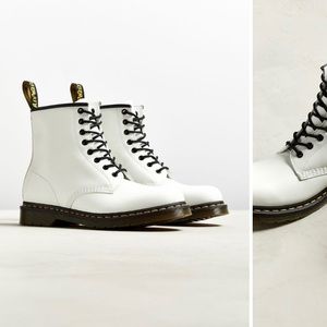 Size 8 white Doc marten boots